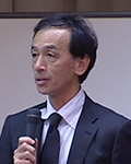 䶶