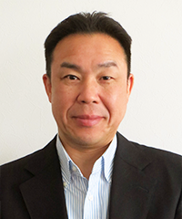 教授 南出 晃人