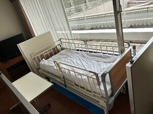 専用病室 ベッド
