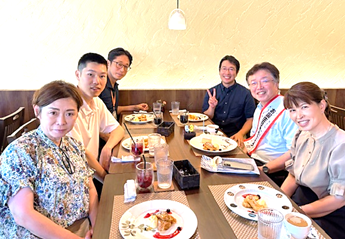井上先生　お誕生日お祝いの会